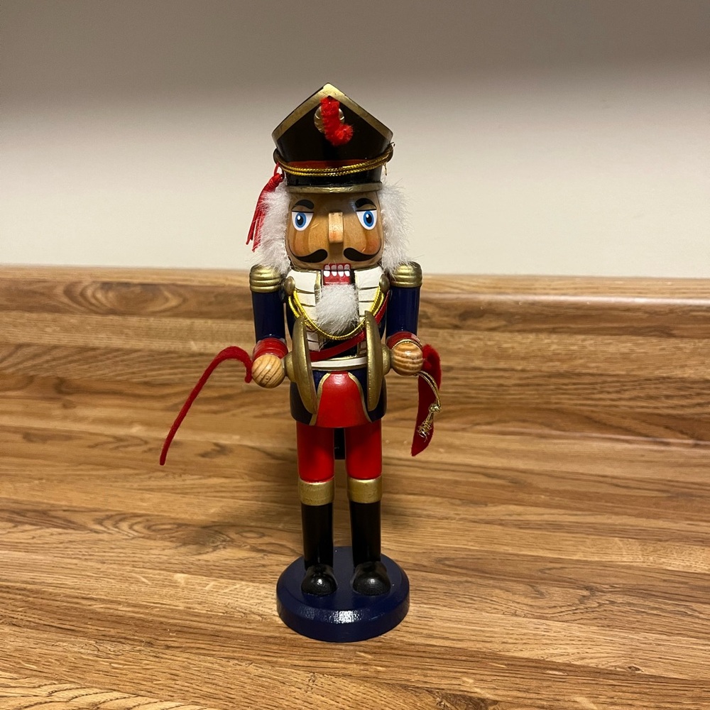 Festive Nutcracker Soldier Figurine - Red and‎ Gold